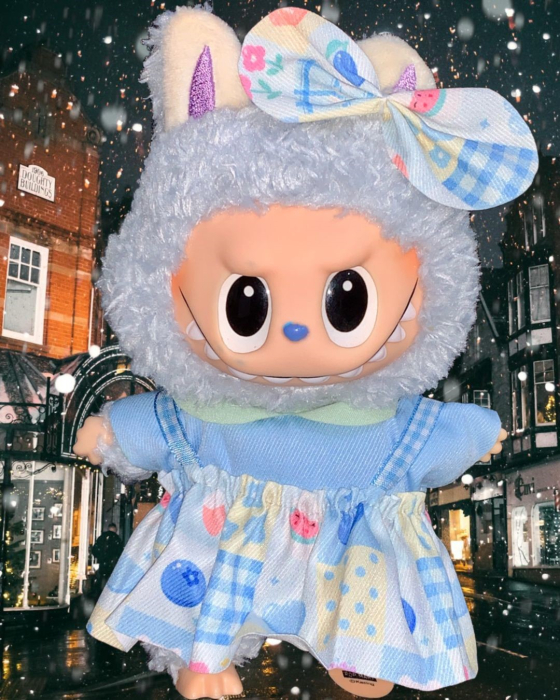 Jucarie de plus breloc - tip Labubu - 15 cm - imbracat in rochita colorata - albastru [2]