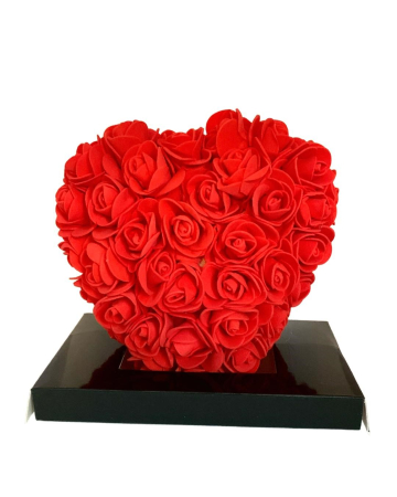 Cadouri & Giftables - Inima din Trandafiri 15x15cm cu Flori de Spuma, in Cutie Transparenta 15cm - rosie