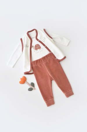 Hăinuțe - Set 3 piese Broscuta cu body, pantalonasi si vestuta din 80%bumbac organic si 20% poliester - Caramiziu, BabyCosy (Marime: 18-24 Luni)