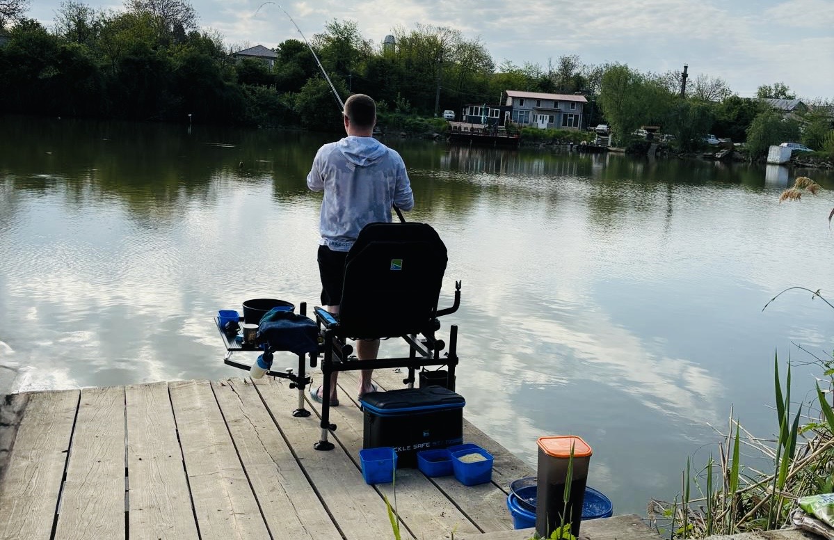 Tehnica de lansare la feeder pentru precizie si distanta