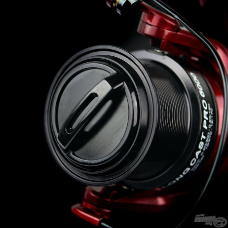 By Dome Team Feeder Long Cast Pro 6000 – Mulinetă Feeder Long Cast [1]