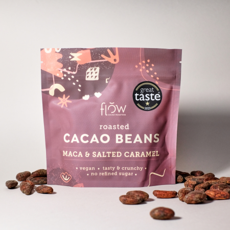 Ciocolata artizanala - Boabe de cacao coapte cu Caramel Sărat și Maca – Flow Cacao