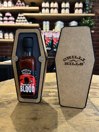 Super Hot - Set cadou Dracula’s Blood – sos iute în cutie sicriu Chilli Hills