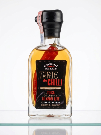 Băuturi artizanale - Sticlă Tărie de Chilli - țuică de prună picantă 42%, colaborare Chilli Hills și Tărie de Neam