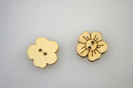 Nasturi - Nasturi din lemn- maragreta 1.5 cm, 10 buc/set