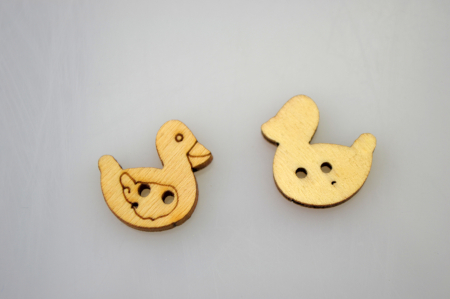 Nasturi - Nasturi din lemn- ratusca1.5 cm, 10 buc/set