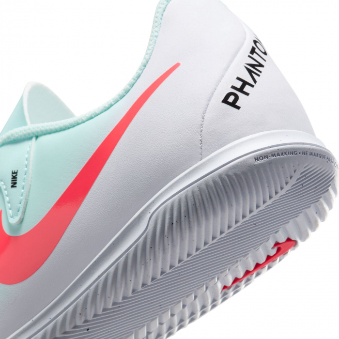 Ghete de fotbal Nike JR Phantom GX II Club IC [4]