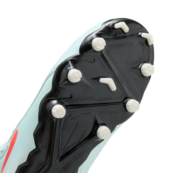 Ghete de fotbal Nike Jr. Phantom Luna 2 Academy FG/MG [10]