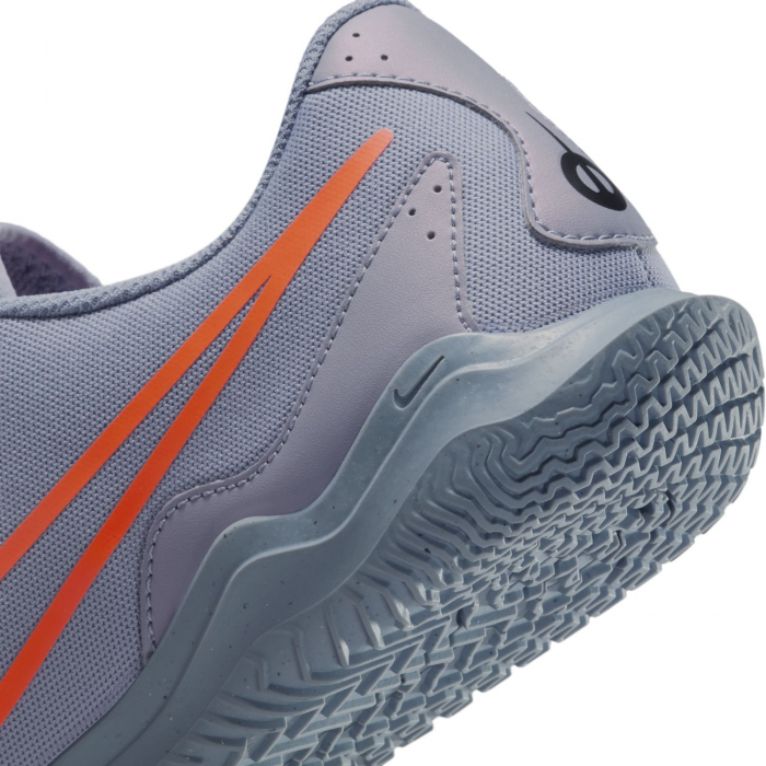 Ghete de fotbal Nike Legend 10 Club IC [4]