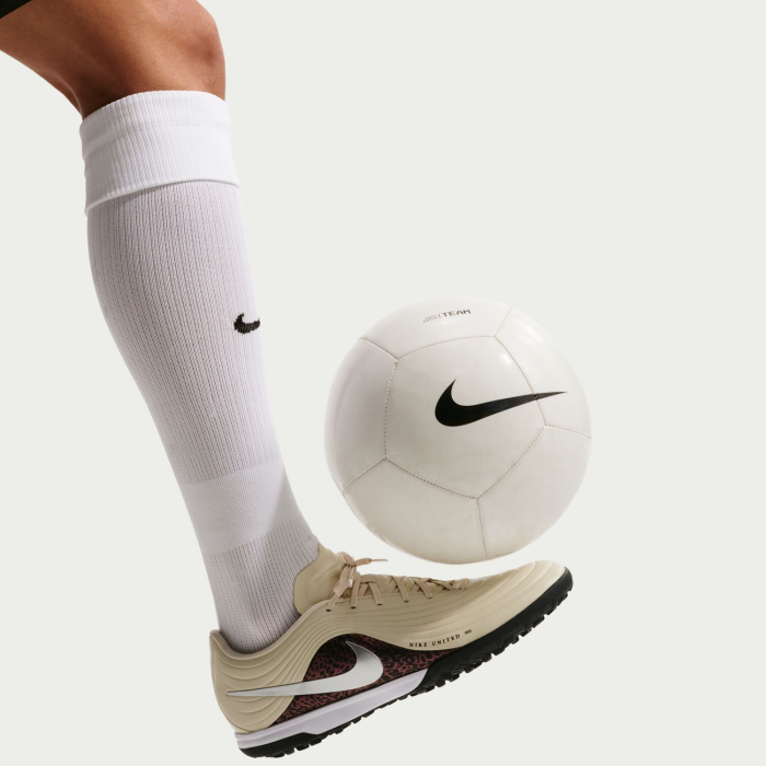 Ghete de fotbal Nike Tiempo Maestro Academy TF NU3 [11]