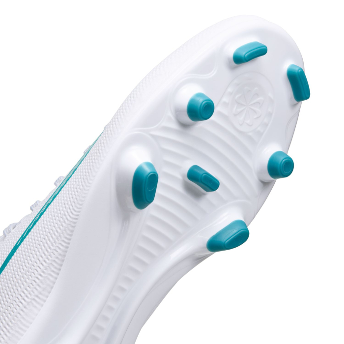 Ghete fotbal copii Nike JR Mercurial Superfly 11 Club FG/MG [10]