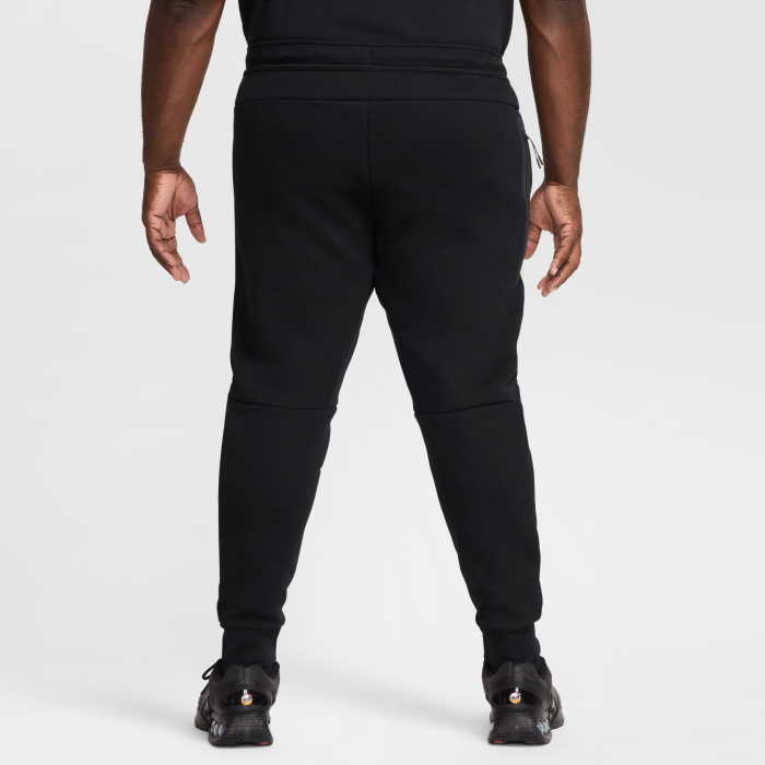Pantaloni Nike M NK Tch Flc Jggr [18]