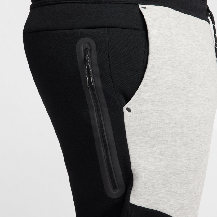 Pantaloni Nike M NK Tch Flc Jggr [19]