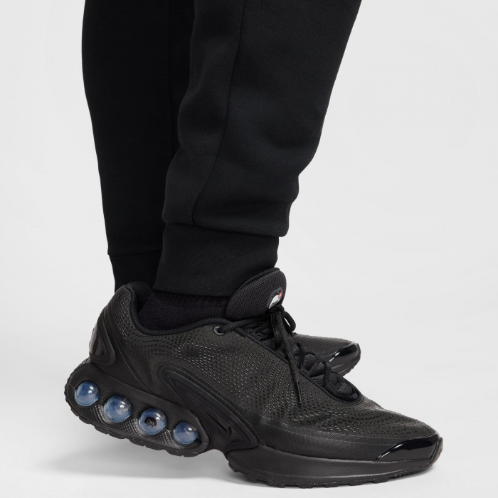 Pantaloni Nike M NK Tch Flc Jggr [8]