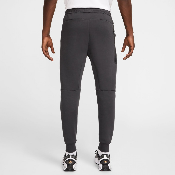 Pantaloni Nike M NK Tch Flc Jggr [2]