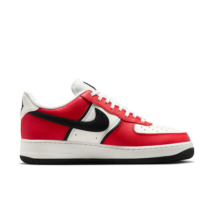 Pantofi sport Nike Air Force 1 '07 LV8 Sport [9]