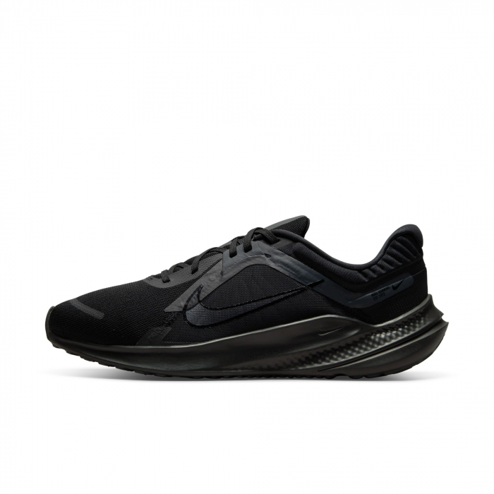 Pantofi sport Nike Quest 5