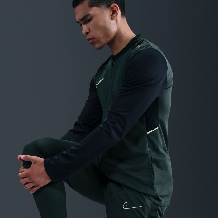 Trening Nike M Nk Df Trk Suit Br [14]