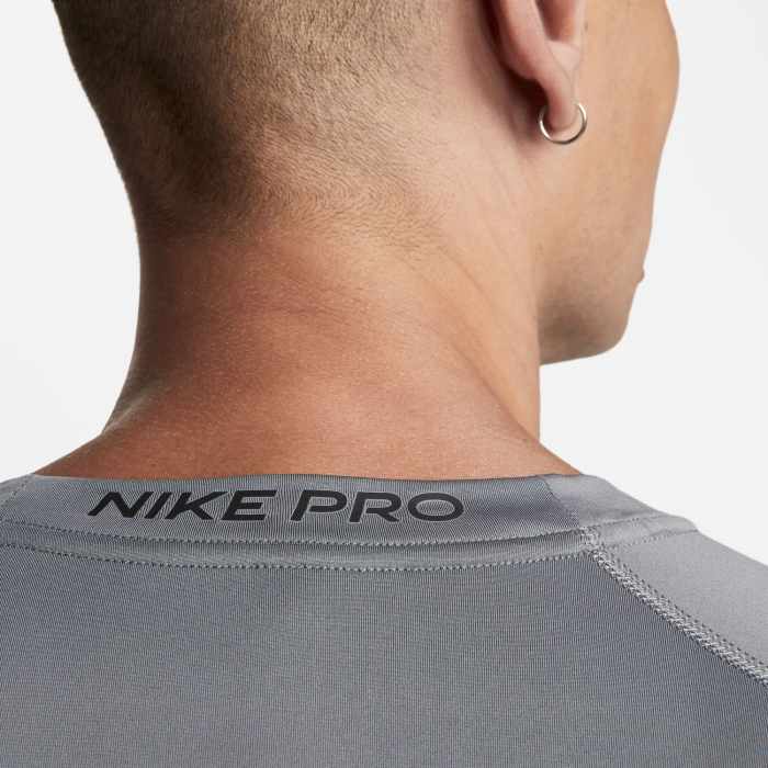 Tricou Nike M Np Df Tight Top Ss [5]
