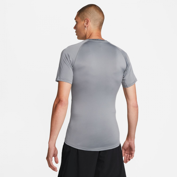 Tricou Nike M Np Df Tight Top Ss [3]