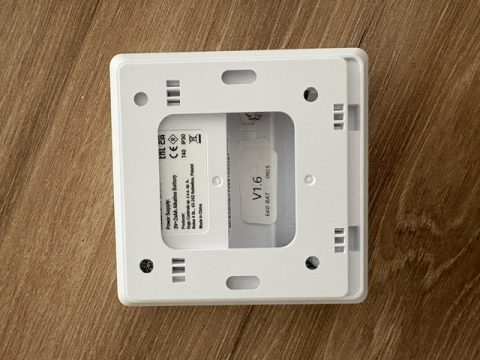 Termostat Zigbee ENGO E40-BATW, [2]