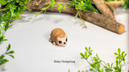 Artipets - Figurină Decorativă "Baby Hedgehog" Imprimată 3D | Arici Mic de Colecție | Ornament Birou & Grădină