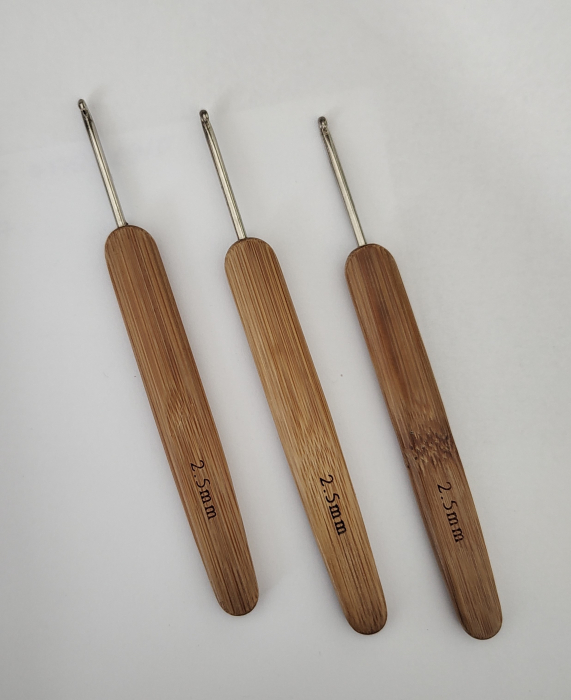 Croseta maner Bambus 2.5 mm [1]