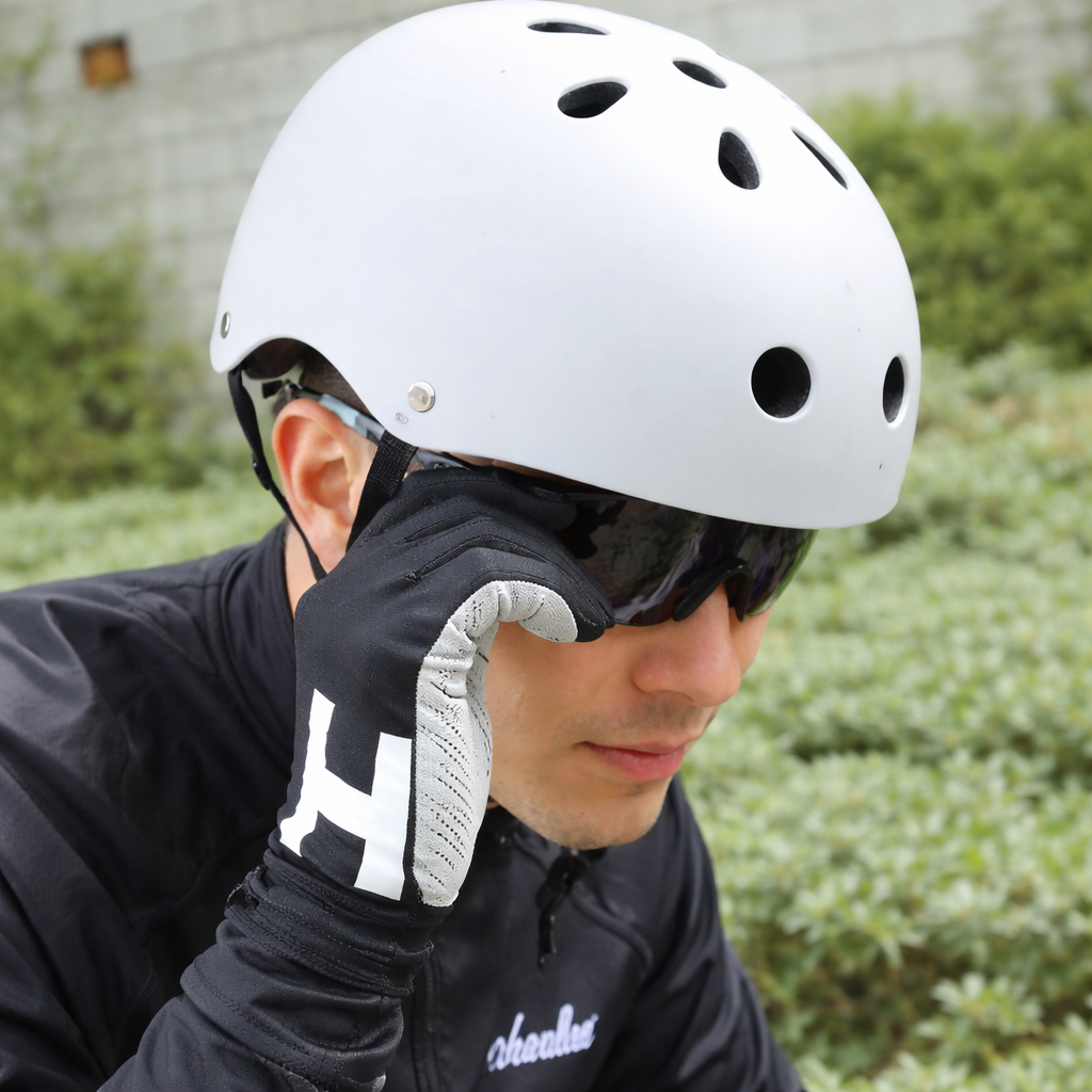 Casca de protectie Trotineta si Bicicleta FIXATO Ventilatie buna
