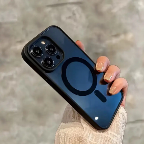 Husa de protectie compatibila cu iPhone 16 Pro, MagSafe, Impermeabil, Antizgarieturi, Anticadere, Semi-Transparenta cu Textura Mata, Neagra [1]