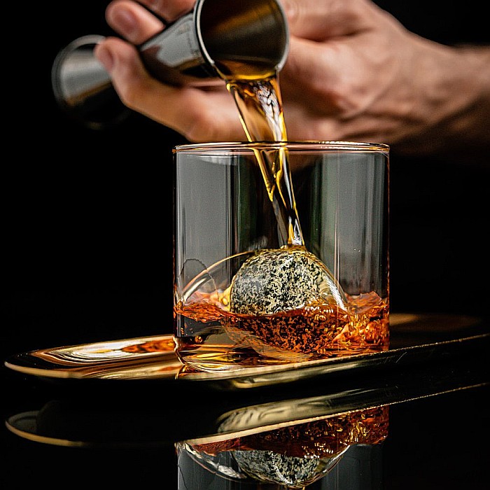 Set Cadou Pietre pentru Whisky R.O.C.K.S. The Original Rocks, 6 Pietre din Granit cu Suport din Lemn [4]