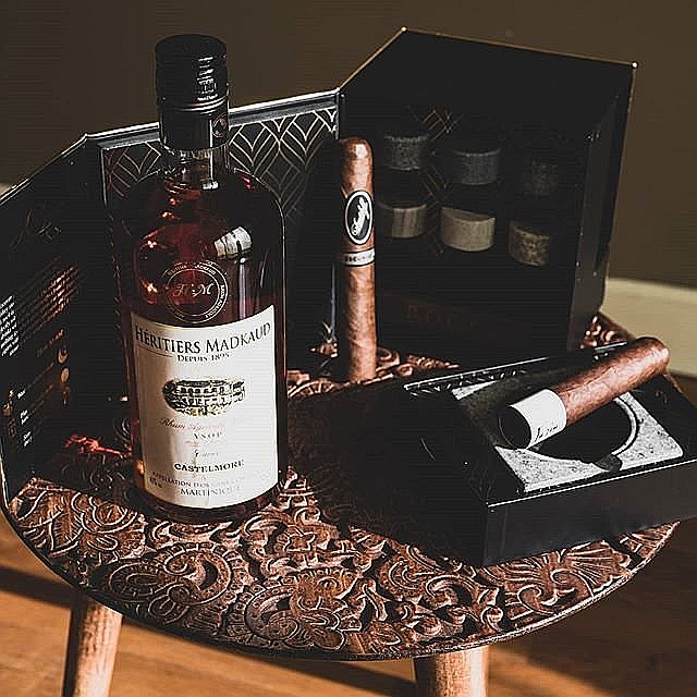 Set Cadou Accesorii Whisky R.O.C.K.S. The Gentleman’s Set [2]