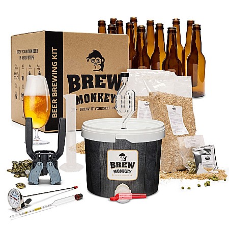 Cadouri - Kit Cadou Bere Artizanală Blondă Brew Monkey Luxe cu 13 Sticle, 5 L