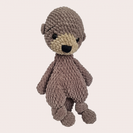 Jucării croșetate - Vidră