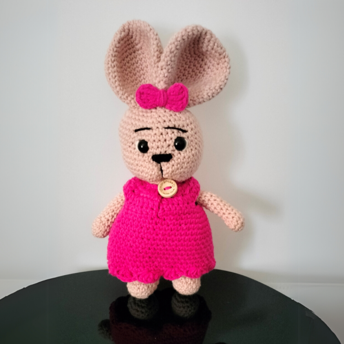 Iepuras crosetat, cu rochita [2]