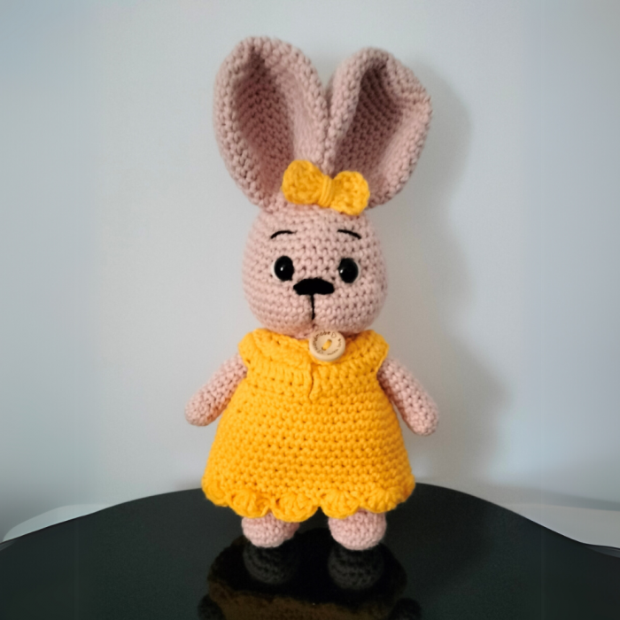 Iepuras crosetat, cu rochita [2]