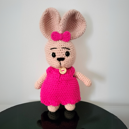 Iepuras crosetat, cu rochita [1]