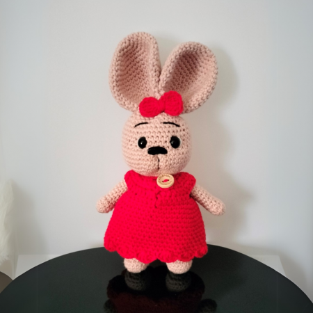 Iepuras crosetat, cu rochita [1]