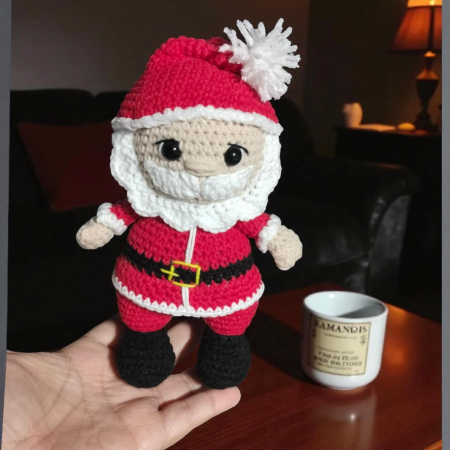 Mini Moș Crăciun croșetat handmade – jucărie amigurumi 19 cm [1]