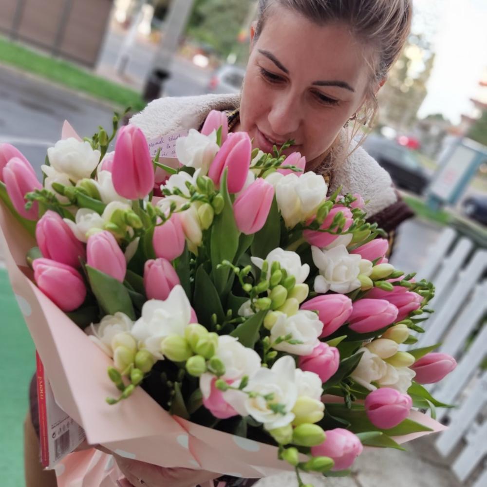 Buchet de lalele și frezii ”Pink Dream” [3]