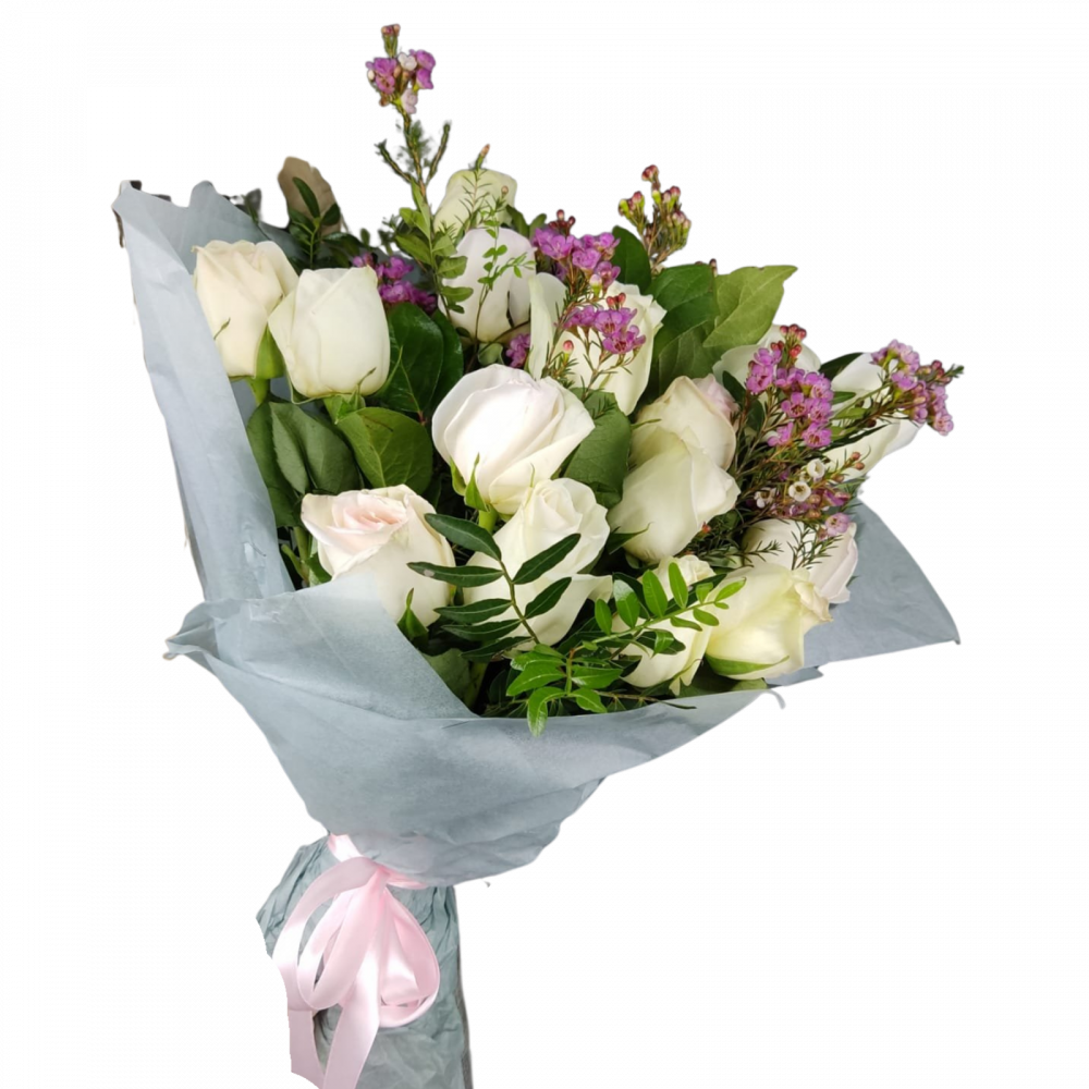 Buchet trandafiri albi-crem și wax flowers [3]
