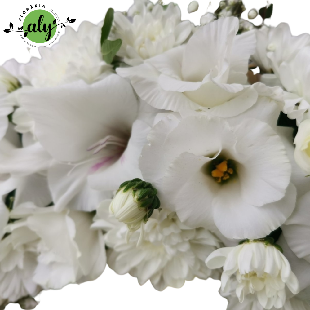 Jerbă funerară rotundă cu flori albe și stativ de lemn [2]