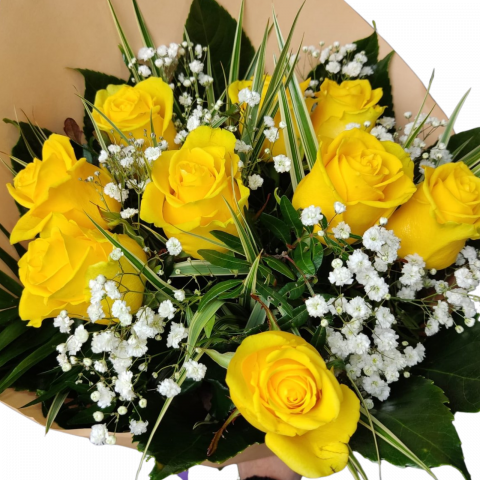 Buchet cu trandafiri galbeni și gypsophila [2]