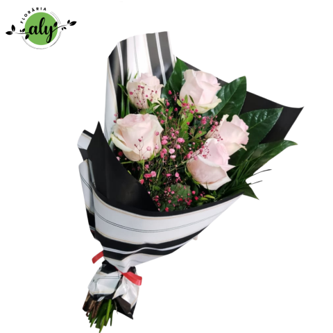 1-8 MARTIE - Buchet cu trandafiri roz pal