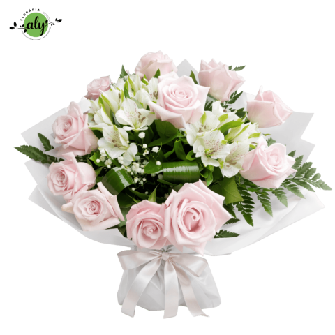 BUCHETE MIXTE - Buchet cu trandafiri roz pudrat