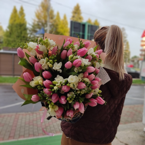 Buchet de lalele și frezii ”Pink Dream” [1]