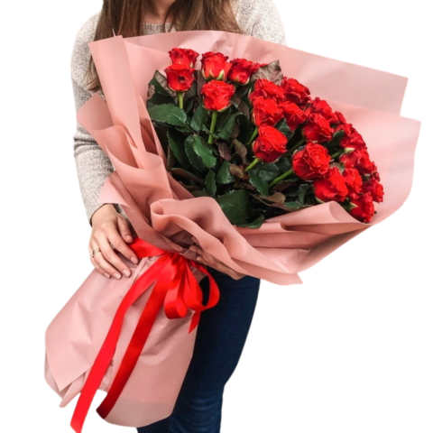 1-8 MARTIE - Buchet DeLuxe cu trandafiri roșii