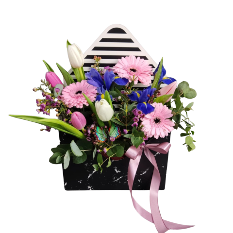 1-8 MARTIE - Compoziție tip plic cu lalele, iriși și minigerbera