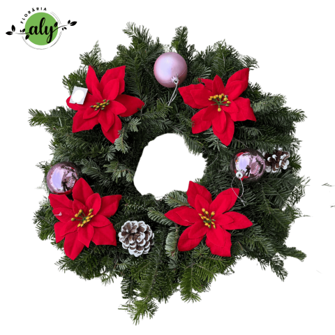 CORONIȚE DE CRĂCIUN ȘI ANUL NOU - Coroniță de ușă din brad verde natural cu conuri, globulețe mov și flori de Crăciuniță