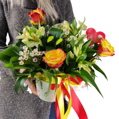 Cutie inimă cu trandafiri catch, alstromeria și wax flowers [2]