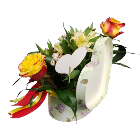 Cutie inimă cu trandafiri catch, alstromeria și wax flowers [3]